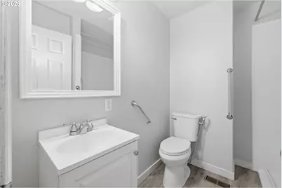 2710 Crocker Rd, Eugene, OR 97404 - Photo 17