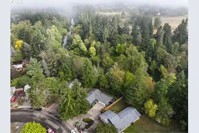 913 SE Angella Ct, McMinnville, OR 97128 - Photo 29