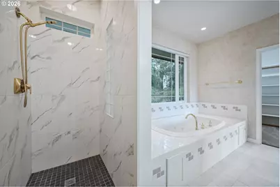 245 W St James Pl, Longview, WA 98632 - Photo 15