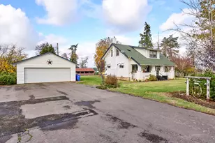 13595 S Warrick Rd, Molalla, OR 97038 - Photo 23