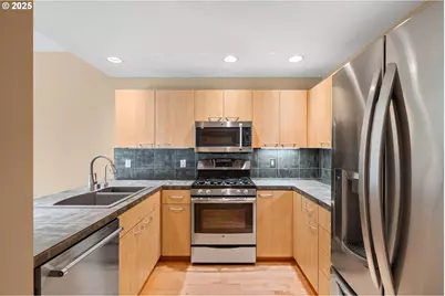 400 W 8th St #236, Vancouver, WA 98660 - Photo 5