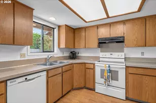 820 NE 156th Ave, Vancouver, WA 98684 - Photo 11