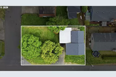 4704 NE 108th Ave, Portland, OR 97220 - Photo 5