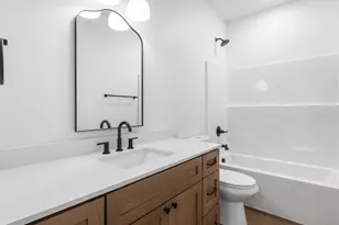 2090 N Watts St, Portland, OR 97217 - Photo 9