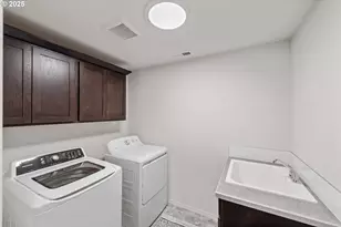 764 Seacrest Dr, Bandon, OR 97411 - Photo 21