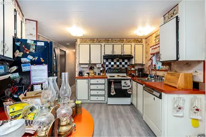 125067 Bunny Butte Rd, Crescent Lake, OR 97733 - Photo 33