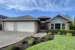 2180 Hayes St, North Bend, OR 97459 - Photo 3