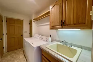 2180 Hayes St, North Bend, OR 97459 - Photo 37