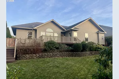 2180 Hayes St, North Bend, OR 97459 - Photo 5