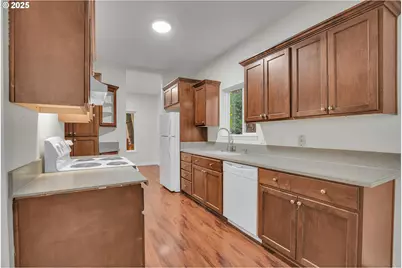 22680 SW Mandan Dr, Tualatin, OR 97062 - Photo 13