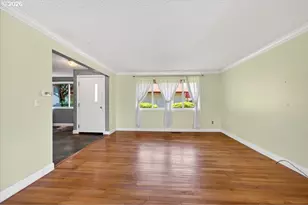 14996 SE Caruthers Ct, Portland, OR 97233 - Photo 5