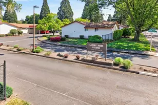 14996 SE Caruthers Ct, Portland, OR 97233 - Photo 35