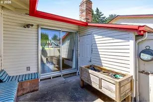 14996 SE Caruthers Ct, Portland, OR 97233 - Photo 25