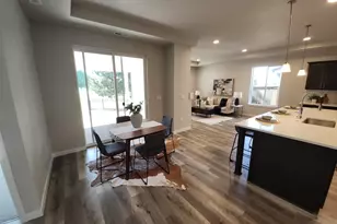 717 Magnolia Ave, Woodburn, OR 97071 - Photo 5