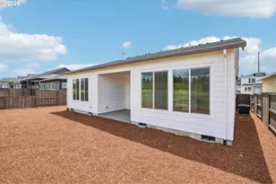717 Magnolia Ave, Woodburn, OR 97071 - Photo 19