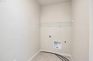 717 Magnolia Ave, Woodburn, OR 97071 - Photo 13