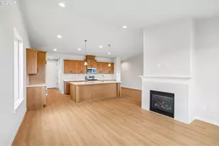 717 Magnolia Ave, Woodburn, OR 97071 - Photo 7