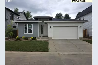 717 Magnolia Ave, Woodburn, OR 97071 - Photo 1