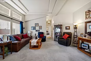 4055 Royal Ave, Eugene, OR 97402 - Photo 9