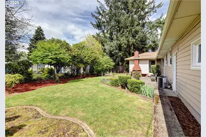 415 NE 116th Pl, Portland, OR 97220 - Photo 21