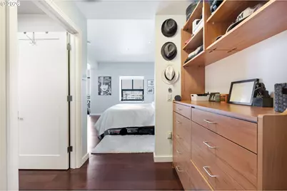1025 NW Couch St #1217, Portland, OR 97209 - Photo 33