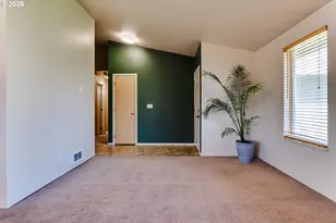 549 Gilfry Ave, Creswell, OR 97426 - Photo 7