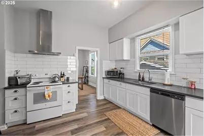 3618 N Albina Ave, Portland, OR 97227 - Photo 11