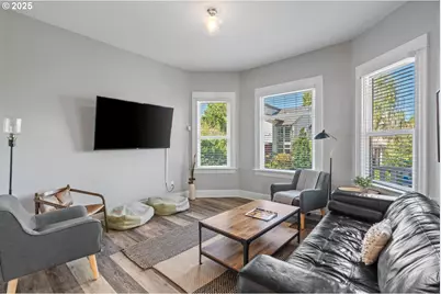 3618 N Albina Ave, Portland, OR 97227 - Photo 7