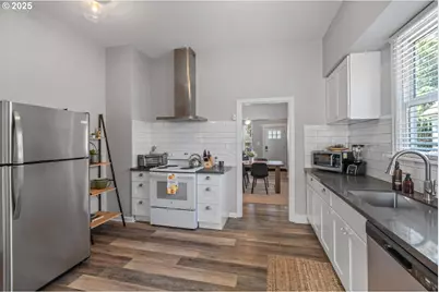 3618 N Albina Ave, Portland, OR 97227 - Photo 13