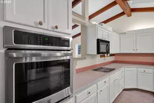 26 Ocean Dunes Dr, Florence, OR 97439 - Photo 19