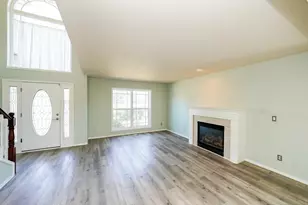 692 Burgundy Ave NE, Keizer, OR 97303 - Photo 3