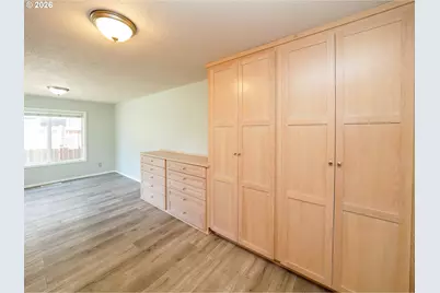 692 Burgundy Ave NE, Keizer, OR 97303 - Photo 17