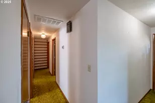 9885 Buena Vista Rd, Independence, OR 97351 - Photo 7