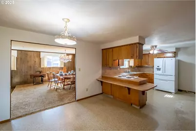 9885 Buena Vista Rd, Independence, OR 97351 - Photo 11