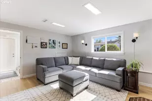 18741 Allegheny Dr, Oregon City, OR 97045 - Photo 7