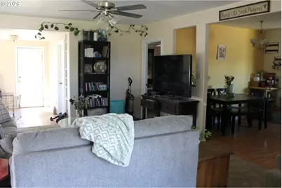 3225 College St, Baker City, OR 97814 - Photo 3