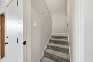 422 NE 57th Ave, Portland, OR 97213 - Photo 15