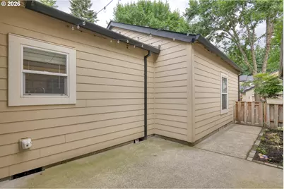 8165 NE Wilkins St, Hillsboro, OR 97006 - Photo 21