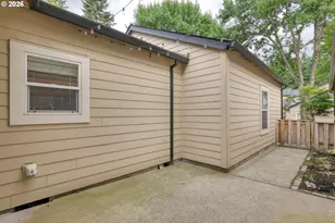 8165 NE Wilkins St, Hillsboro, OR 97006 - Photo 21