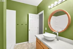 8165 NE Wilkins St, Hillsboro, OR 97006 - Photo 5