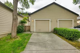 8165 NE Wilkins St, Hillsboro, OR 97006 - Photo 21