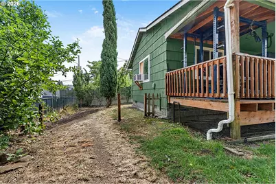 269 S 69th Pl, Springfield, OR 97478 - Photo 33