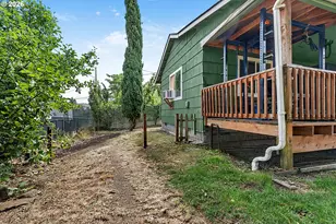 269 S 69th Pl, Springfield, OR 97478 - Photo 33