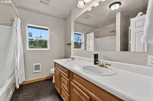 269 S 69th Pl, Springfield, OR 97478 - Photo 17