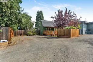269 S 69th Pl, Springfield, OR 97478 - Photo 43