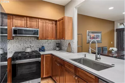 12210 SW Meader Way, Beaverton, OR 97008 - Photo 9