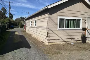 736 5th St, Springfield, OR 97477 - Photo 25