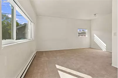 736 5th St, Springfield, OR 97477 - Photo 3