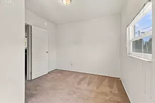 736 5th St, Springfield, OR 97477 - Photo 15