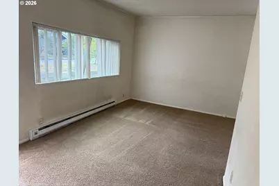 736 5th St, Springfield, OR 97477 - Photo 3